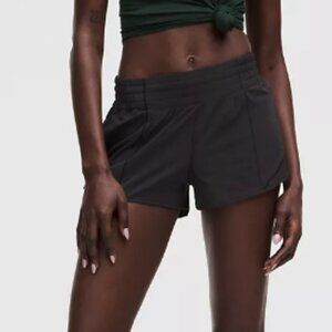 Lululemon Hotty Hot High-Rise Lined Short 2.5" in Black, size 6
